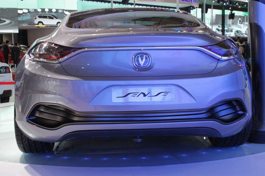  ChangAn Sense 2011 года  (фото 8 из 18)